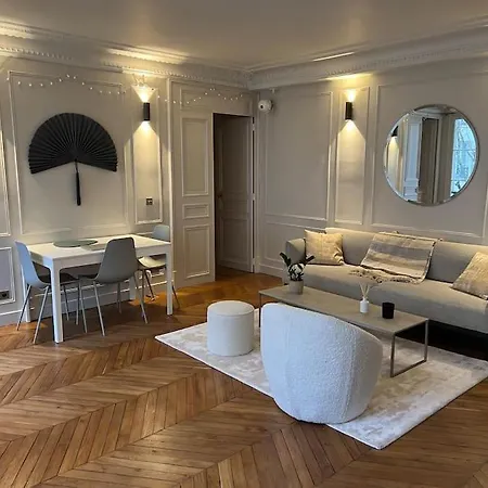 Luxury - Champs-elysees Apartment *